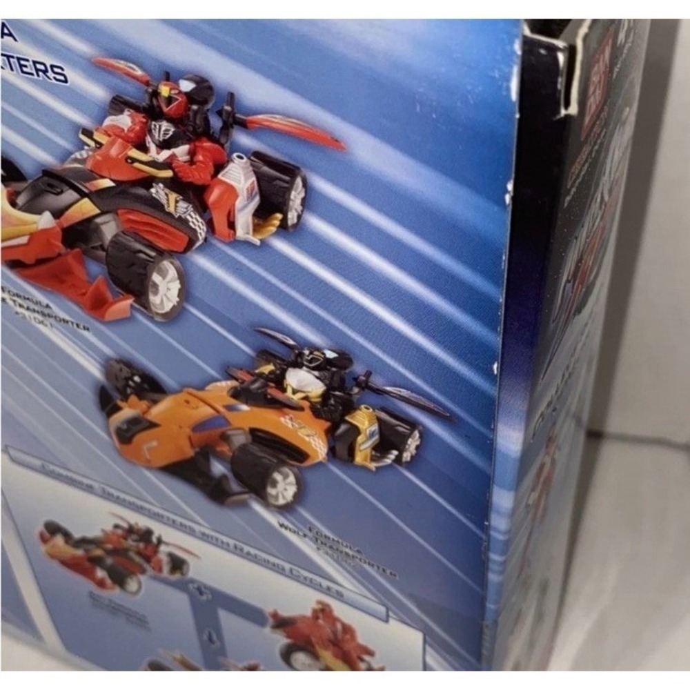 Bandai Power Rangers RPM Track Adventure Set 95121 Red Blue Yellow Rangers New - Picture 12 of 15